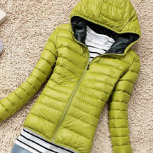 Load image into Gallery viewer, New 2017 Fashion Ladies Down Short Design Coat Winter Cotton-padded Jacket Women Slim Solid Zipper Outerwear DF-081